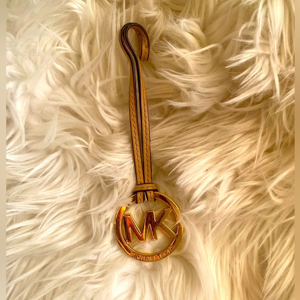 ✨Michael Kors purse tag chain charm ✨
